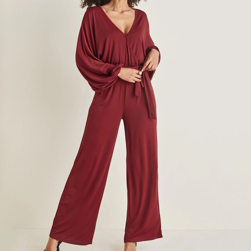 Elegant wrap jumpsuit with wide legs and belt