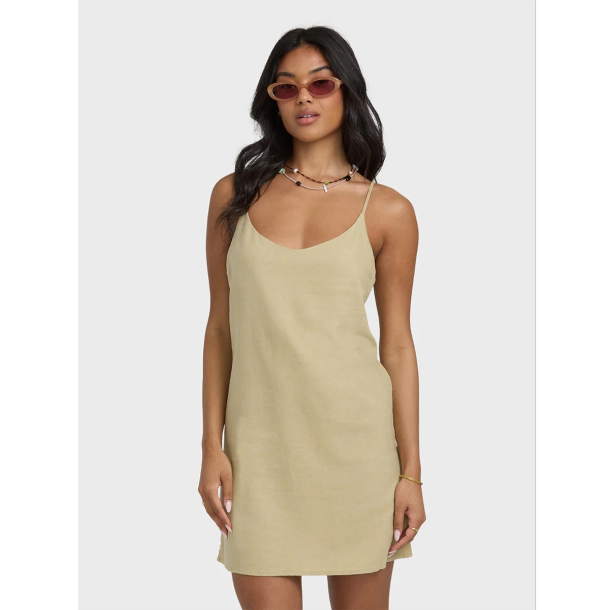 casual slip dress thin spaghetti straps simple v-neckline loose fit linen fabric everyday wear